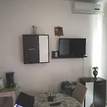 Mirela Διαμέρισμα Πόρετς
