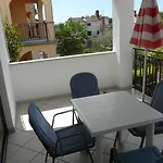 Mirela Διαμέρισμα Πόρετς