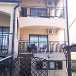 Mirela Διαμέρισμα