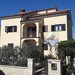 Διαμέρισμα Mirela