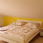 Mirela