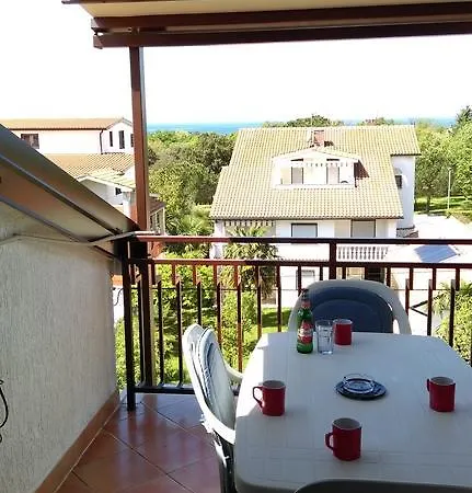 Mirela Apartamento *