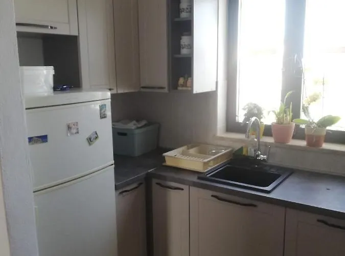 Mirela アパート *