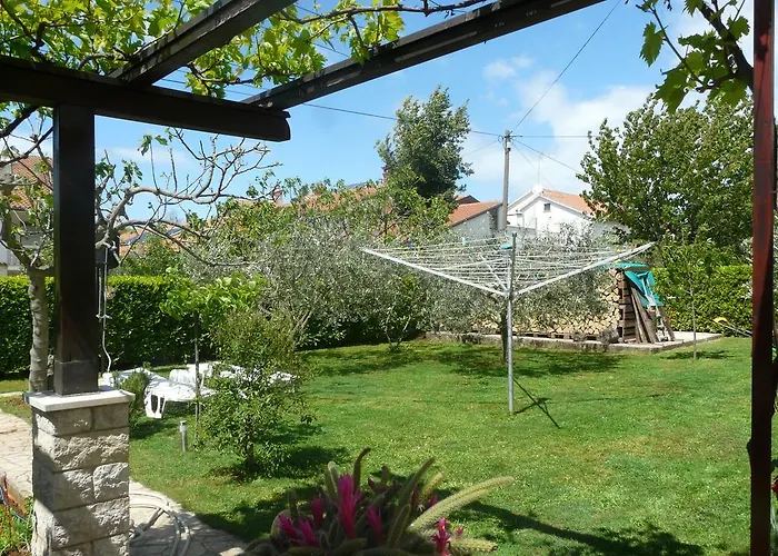 Mirela アパート *