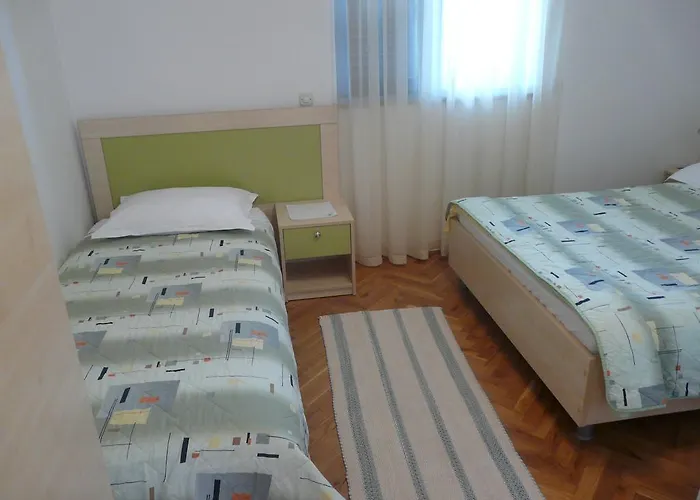 Mirela * ポレッチ