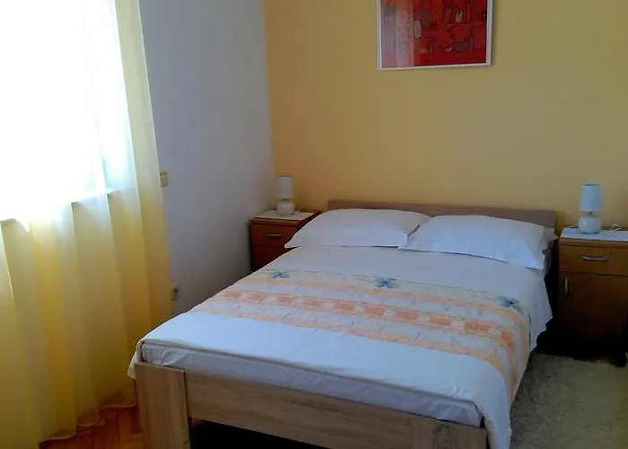 アパート Mirela ポレッチ