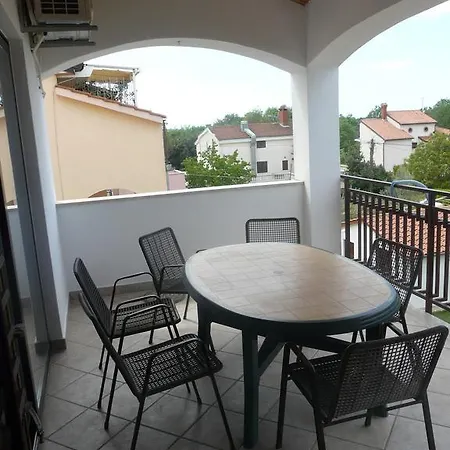 Apartment Mirela Porec