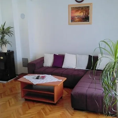Mirela