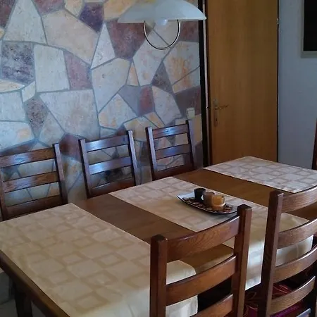 Mirela * Poreč
